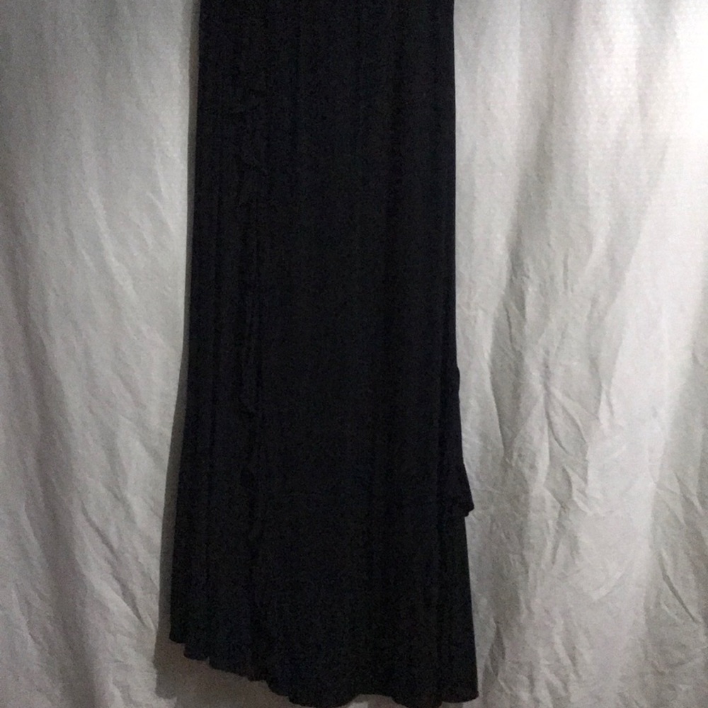 REFORMATION LONG SKIRT SIZE M BLACK VISCOSE MINT